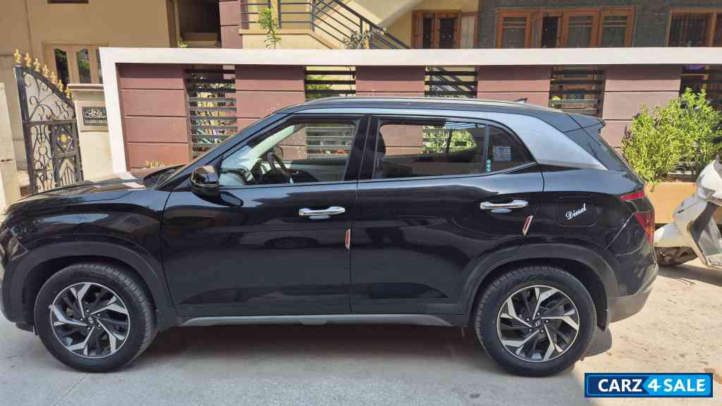 Black Hyundai Creta Sx(o) Black Hyundai Creta Sx(o)