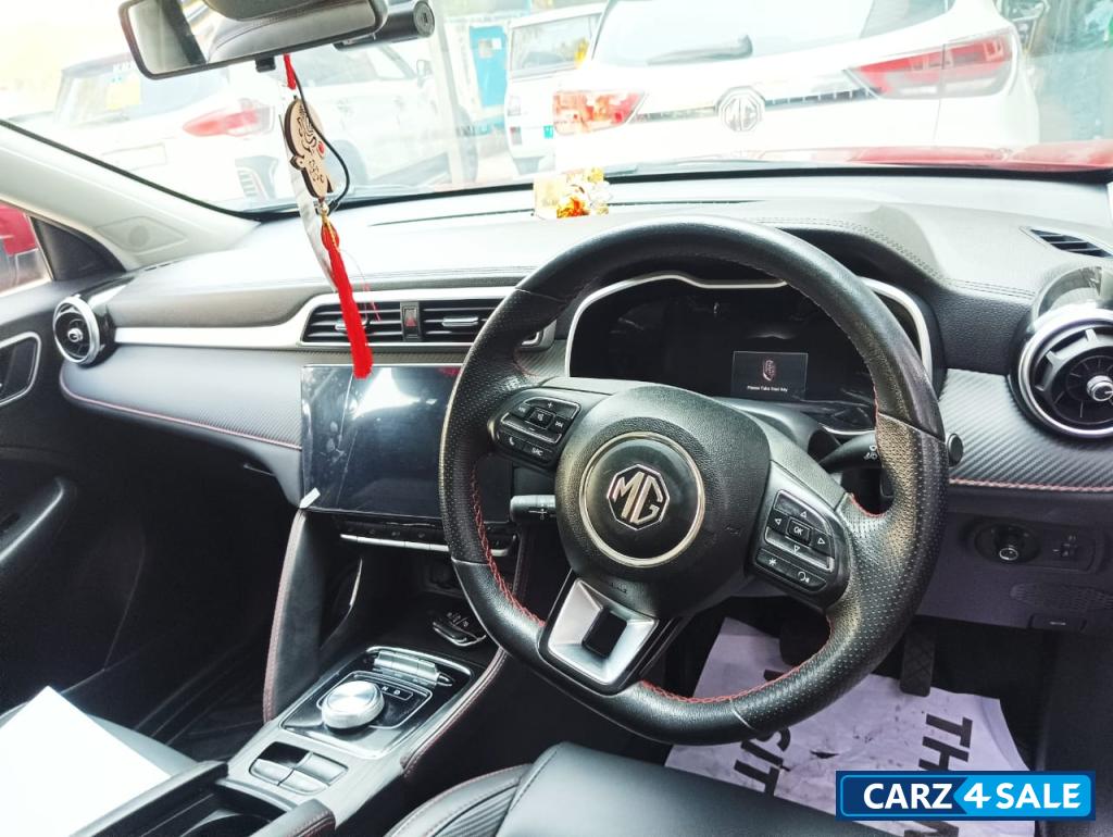 Glaze Red MG ZS EV Exclusive Glaze Red MG ZS EV Exclusive