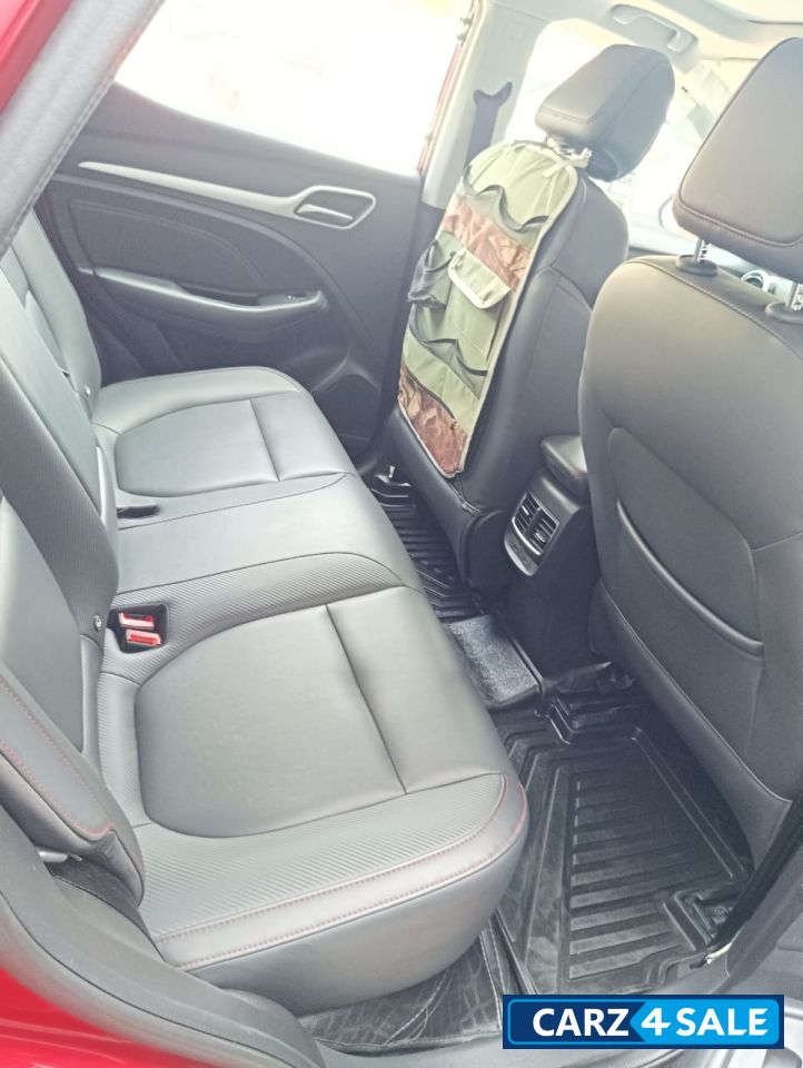 Glaze Red MG ZS EV Exclusive Glaze Red MG ZS EV Exclusive