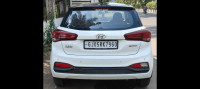 Polar White 2 Hyundai Elite i20 Sportz + vtvt