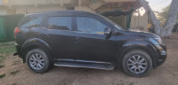 Black Mahindra XUV 500 W9