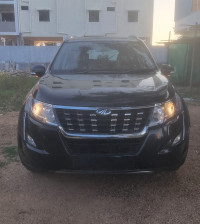 Black Mahindra XUV 500 W9