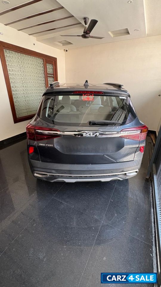 Smoke Grey Kia Seltos HTX DIESEL Smoke Grey Kia Seltos HTX DIESEL