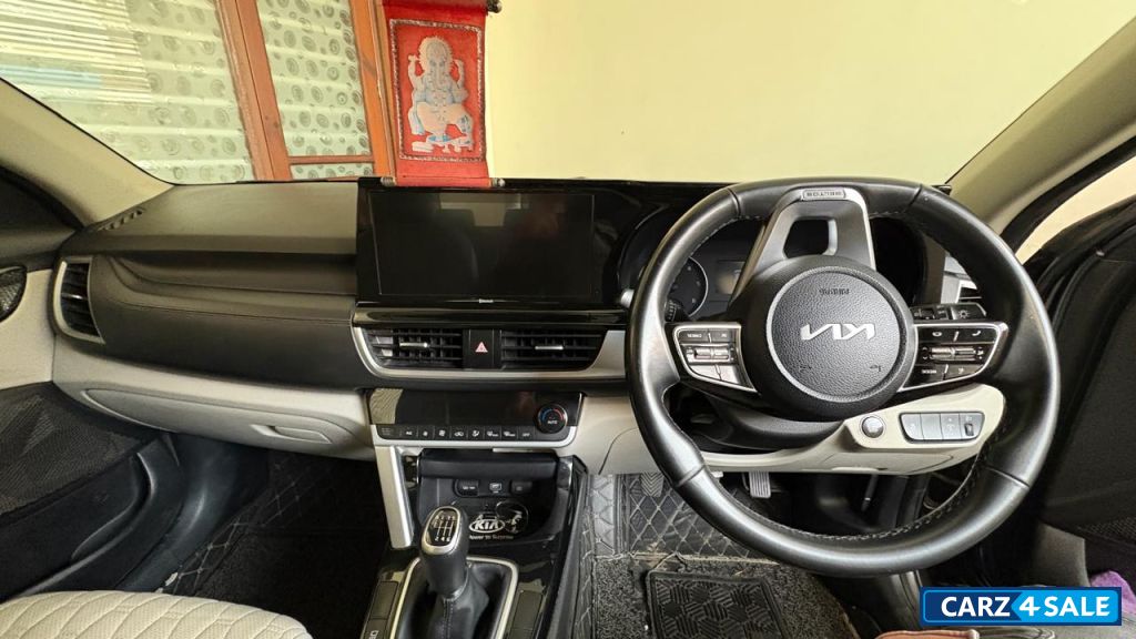 Smoke Grey Kia Seltos HTX DIESEL Smoke Grey Kia Seltos HTX DIESEL