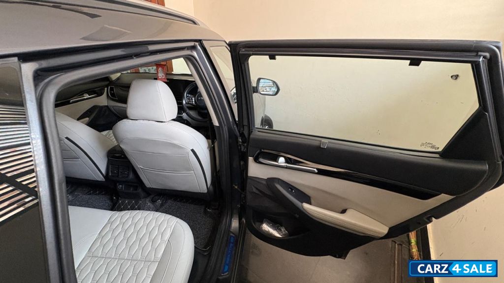 Smoke Grey Kia Seltos HTX DIESEL Smoke Grey Kia Seltos HTX DIESEL