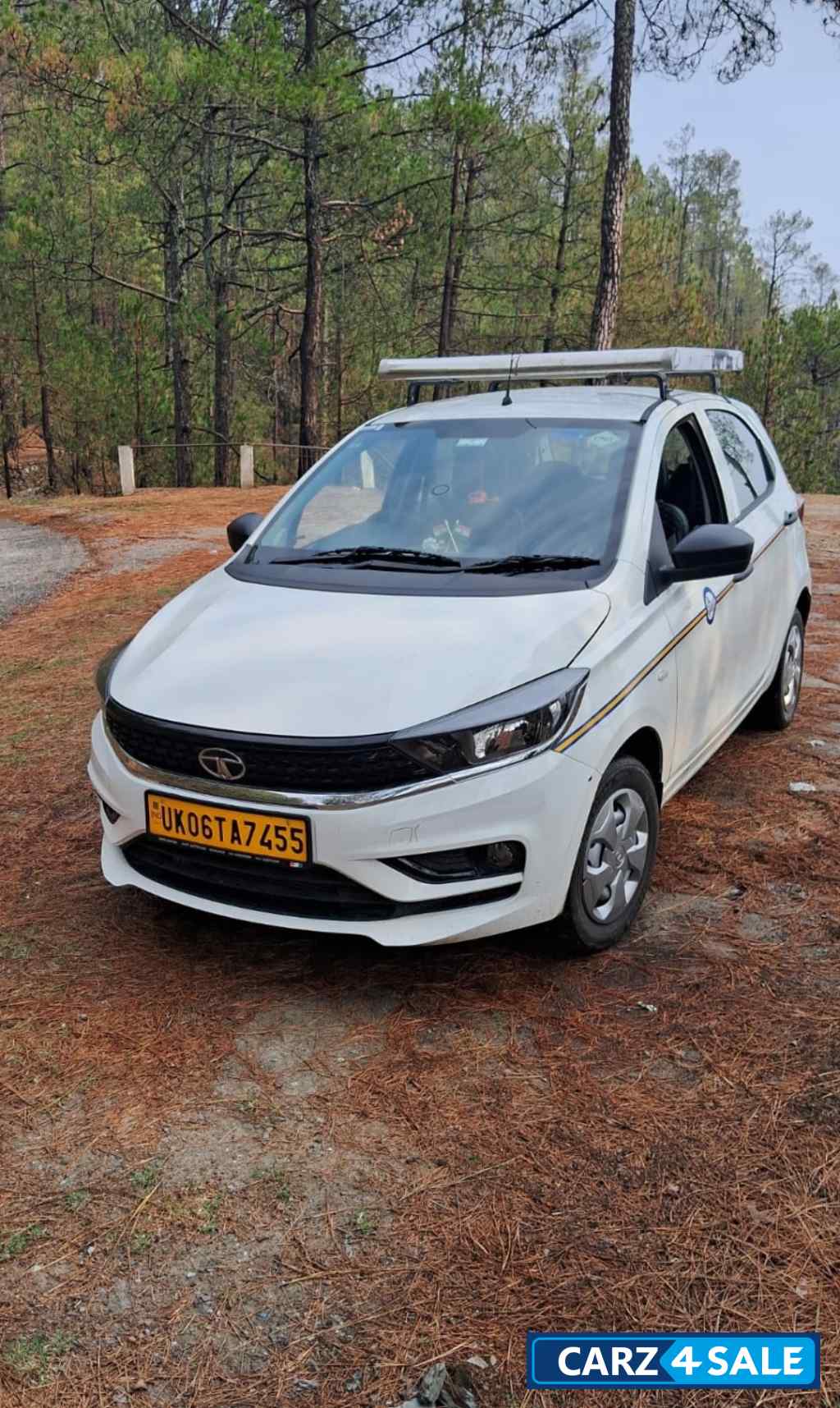 Opal White Tata Tiago Petrol & CNG