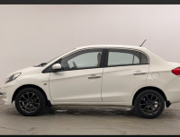 White Honda Amaze 1.5 S