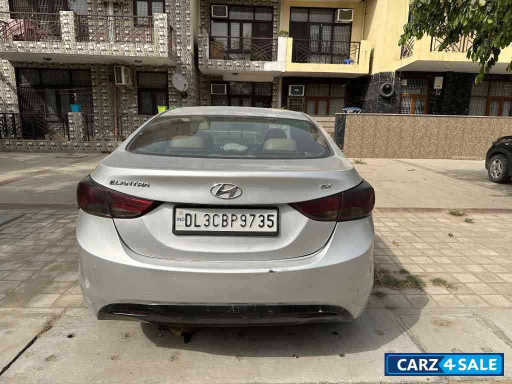 Silver Hyundai Fludic Elantra