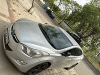 Silver Hyundai Fludic Elantra