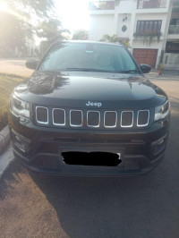 Black Jeep Compass longitude2.0
