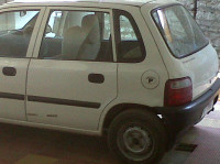 White Maruti Suzuki Zen