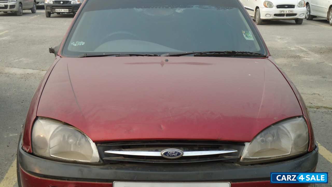Maroon Ford Ikon Maroon Ford Ikon