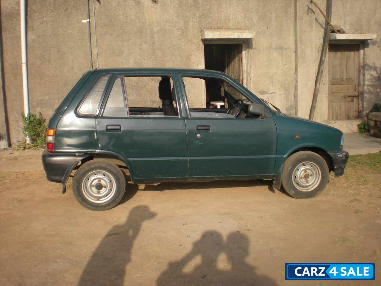 Dark Green Maruti Suzuki 800