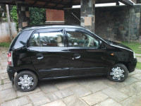 Black Hyundai Santro