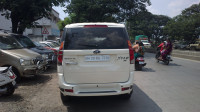 White Mahindra Xylo