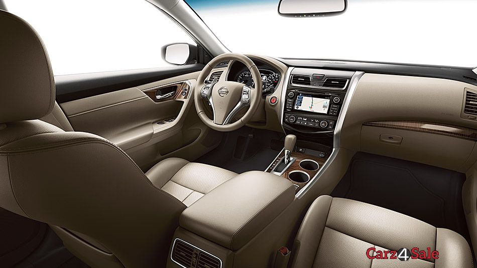 2015 Nissan Altima Drivers Cabin View