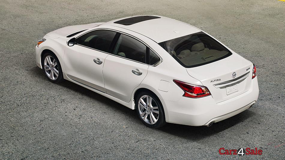 2015 Nissan Altima Rear Top View